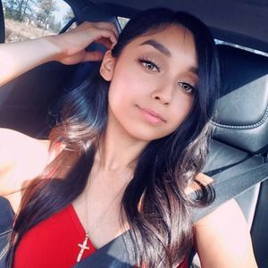 Meet your Posher, Veronica